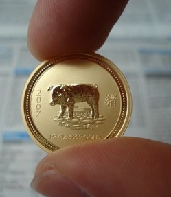 Edelmetallhandel mit Goldmünze